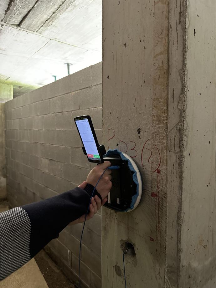 Testacor. Non-invasive corrosimeter